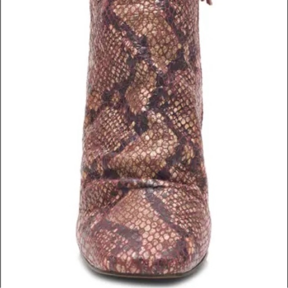 NEW Free People Cybill Heel Boot - new in box - size 7 - Picture 6 of 7